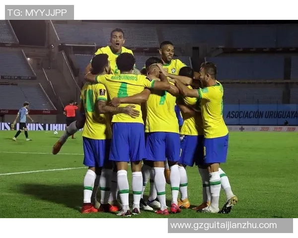 广州足球队以66分领跑钻石联赛积分榜展现强劲实力